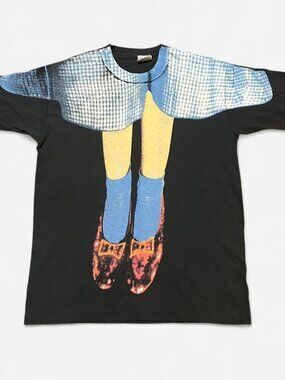 Vintage Stanley Desantis Wizard of Oz Dorothy red slippers black t shirt